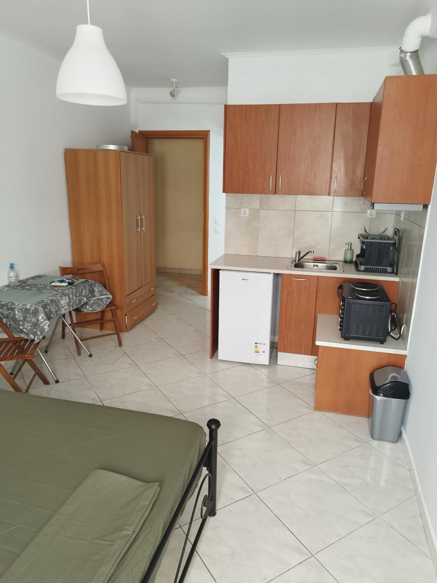 Small In The Heart Of Piraeus! Notara 43 * Piräus